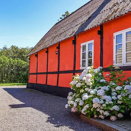 2 Bedroom Awesome In *
